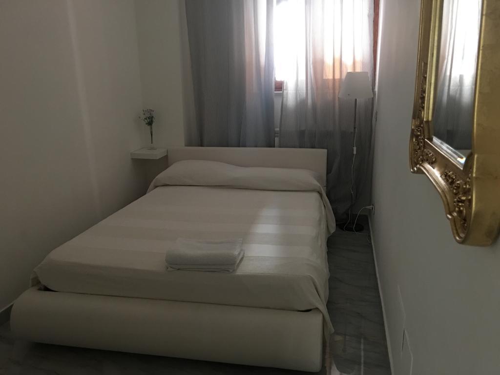 Supera Napoli Apartment Exterior foto
